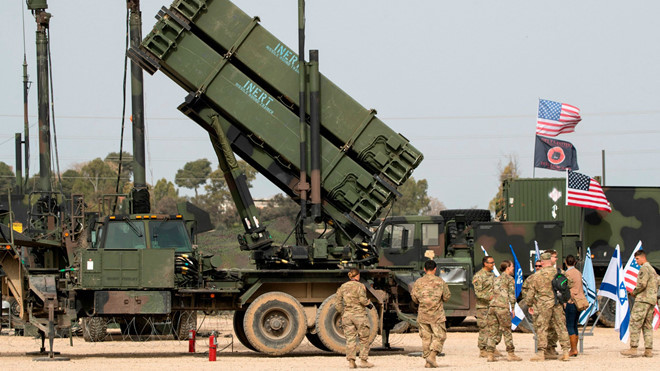 My dua them quan toi Trung Dong, nguy co chien tranh lon dan?