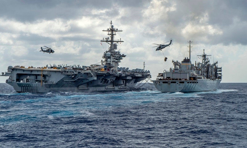 Iran chat ten lua len tau, thoi bung nguy co chien tranh voi My-Hinh-2