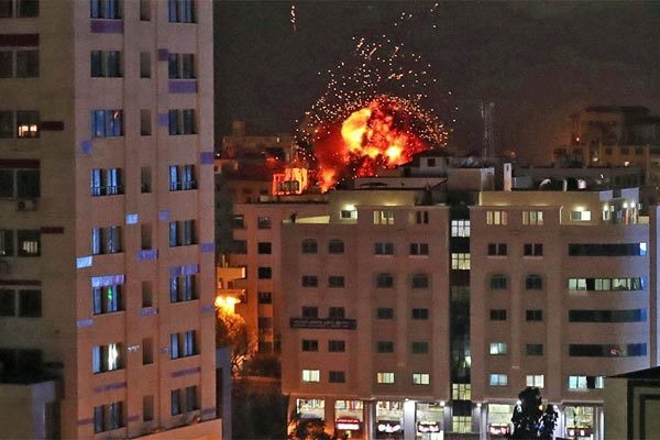 Thu tuong Israel ra lenh doi 