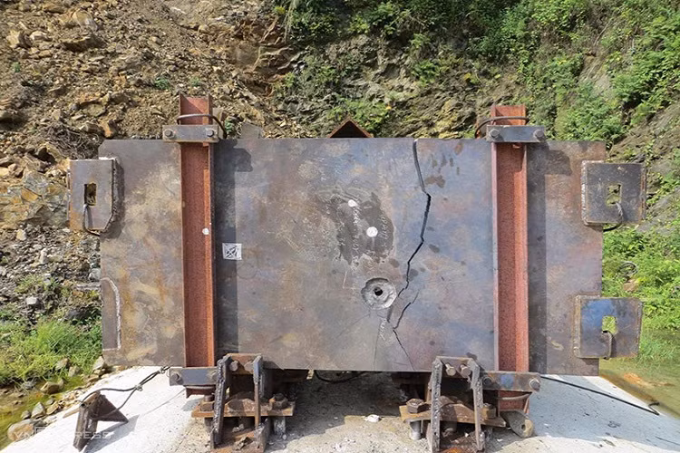 Theo đó công trình chế tạo đạn chống tăng xuyên giáp động năng do các nhà khoa học thuộc Viện Công nghệ - Tổng cục Công nghiệp Quốc phòng và Viện Khoa học vật liệu (Viện Hàn lâm Khoa học và Công nghệ Việt Nam) thực hiện mới đây đã xuất sắc đoạt giải thưởng Trần Đại Nghĩa năm 2019 cho lĩnh vực an ninh - quốc phòng. Nguồn ảnh: QPVN.