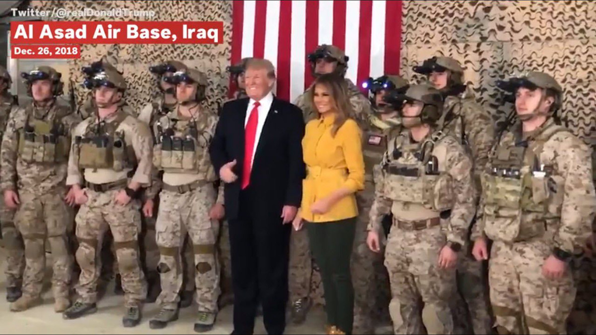 Tong thong Trump bac bo tin dua 120.000 quan toi Trung Dong