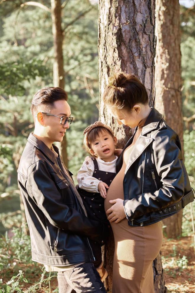 Ngay lập tức, những lời chúc mừng được tới tấp gửi đến bà xã JustaTee.