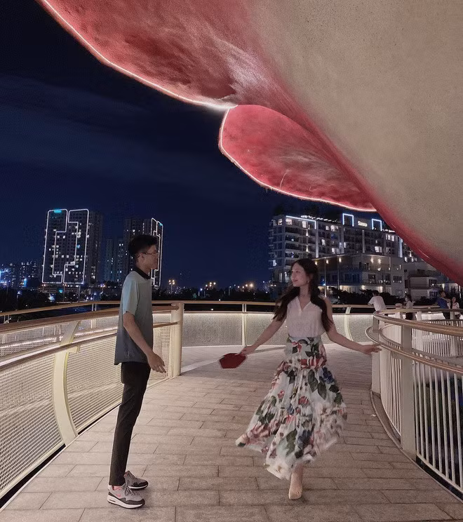 Những bức hình lãng mạn này đã hoàn toàn biến mất trên trang cá nhân của cả hai.