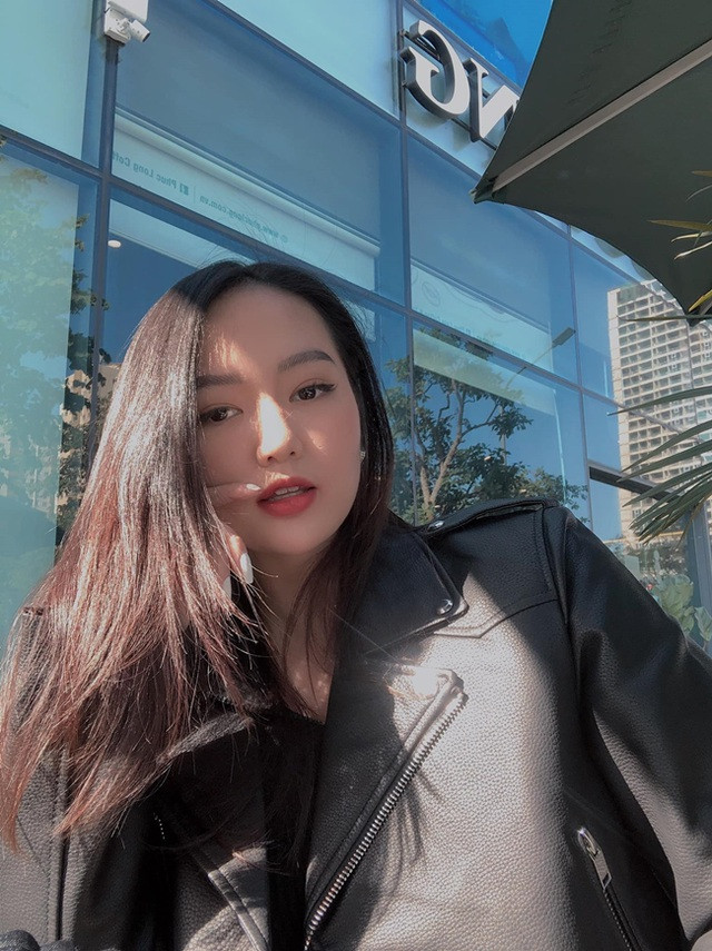 Cùng với Quỳnh Như, nữ sinh Nguyễn Bảo Ngọc được mệnh danh là "nữ sinh đẹp nhất" bởi cô đăng quang hoa khôi năm 2018.