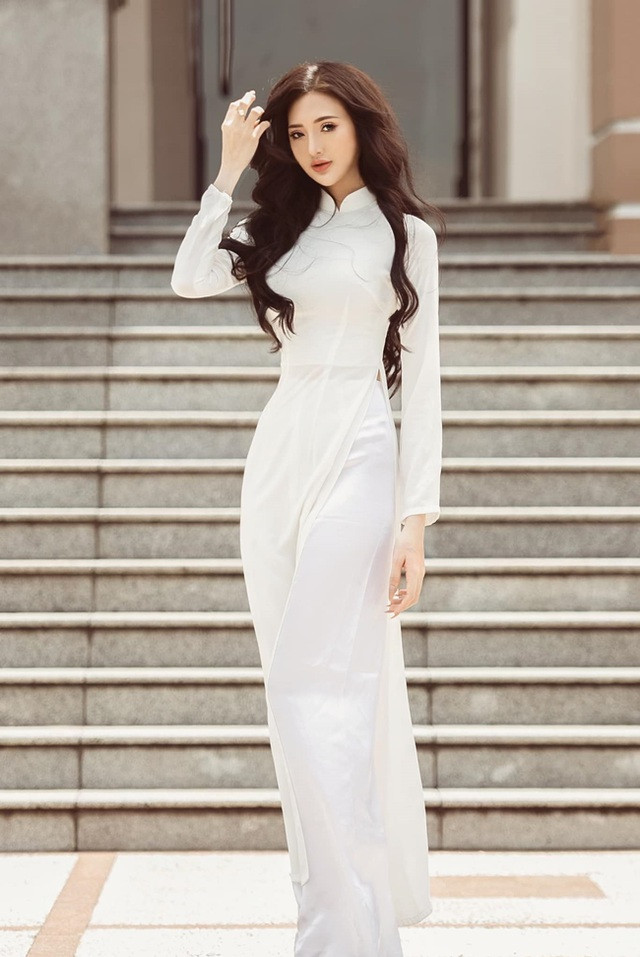 Hai nữ sinh Việt đẹp hút hồn, “đốn tim” cộng đồng mạng Hai nu sinh Viet dep hut hon, “don tim” cong dong mang