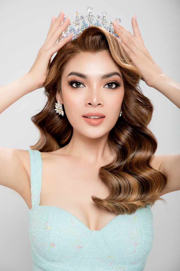  Người đẹp chuyển giới được đánh giá là một ứng viên tiềm năng mà những cô gái như Lương Mỹ Kỳ, Tường Vi, Mộng Thường... cần phải dè chừng.