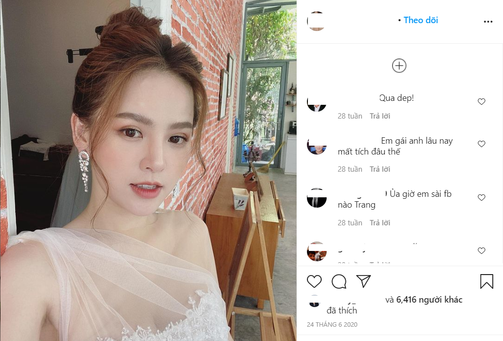 Sau nghi án lộ clip nóng, Phi Huyền Trang vẫn cập nhật những hình ảnh xinh đẹp, rạng rỡ của bản thân trên trang cá nhân. Cư dân mạng nhận thấy nhan sắc của "hot girl mì gõ" ngày càng lên hương.