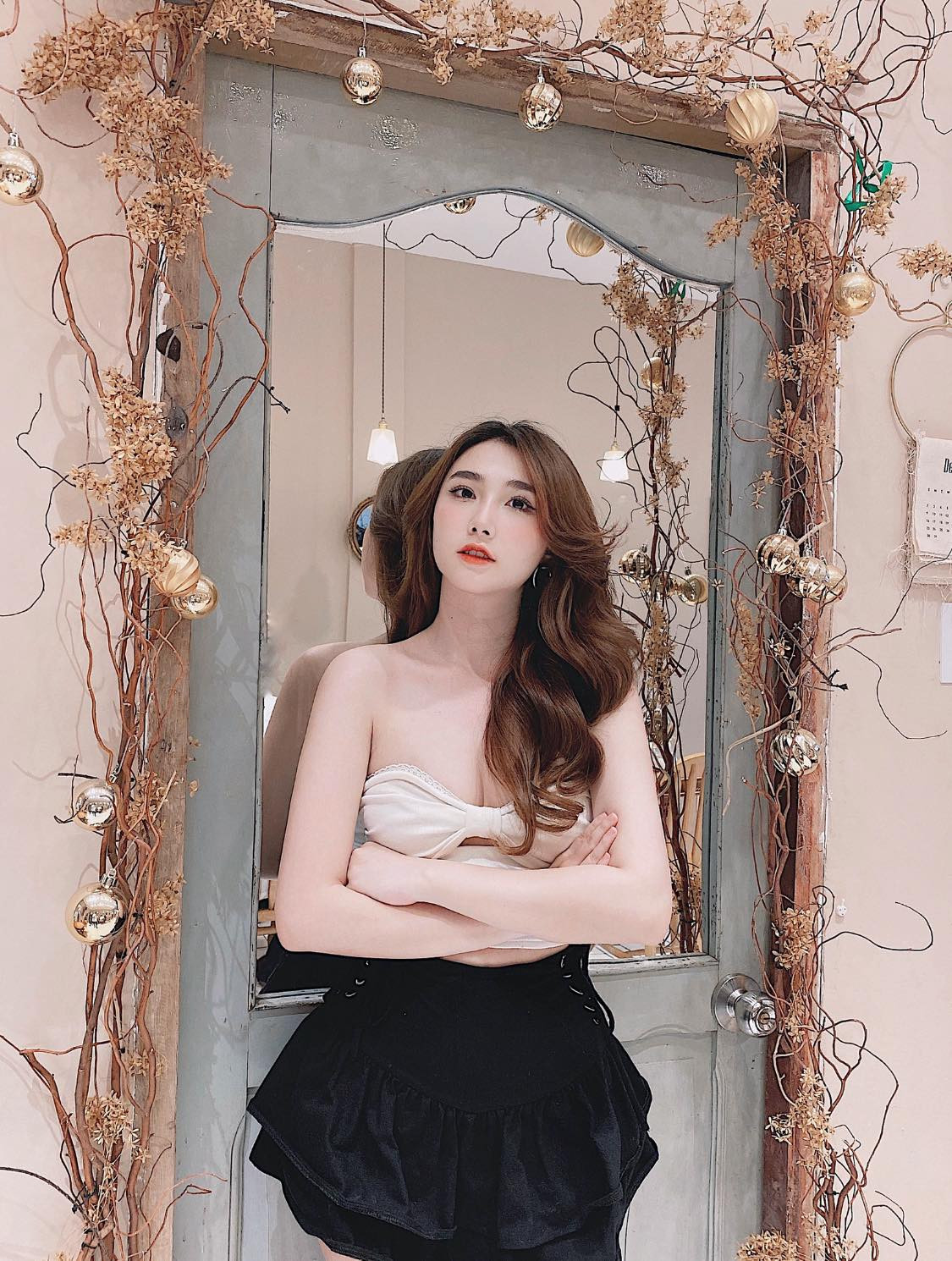 Thanh Mèo còn được đánh giá là có gương mặt xinh đẹp và cơ thể quyến rũ không hề kém cạnh bất kỳ hot girl nào.