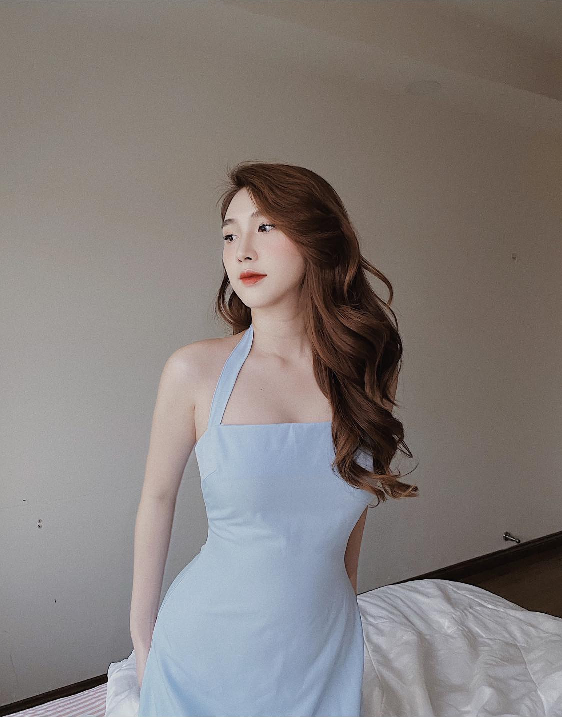 Lê Thị Thanh (biệt danh Thanh Mèo, sinh năm 1996) là hot girl khá nổi ở Sài Gòn. Trước đây cô nàng được nhiều người biết đến khi trở thành bạn gái tin đồn của Bùi Tiến Dũng.