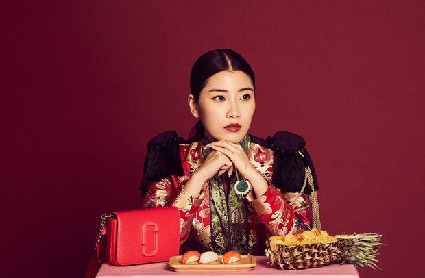 Ái nữ của hôn lễ xa hoa bậc nhất năm 2018 giờ ra sao? Ai nu cua hon le xa hoa bac nhat nam 2018 gio ra sao?