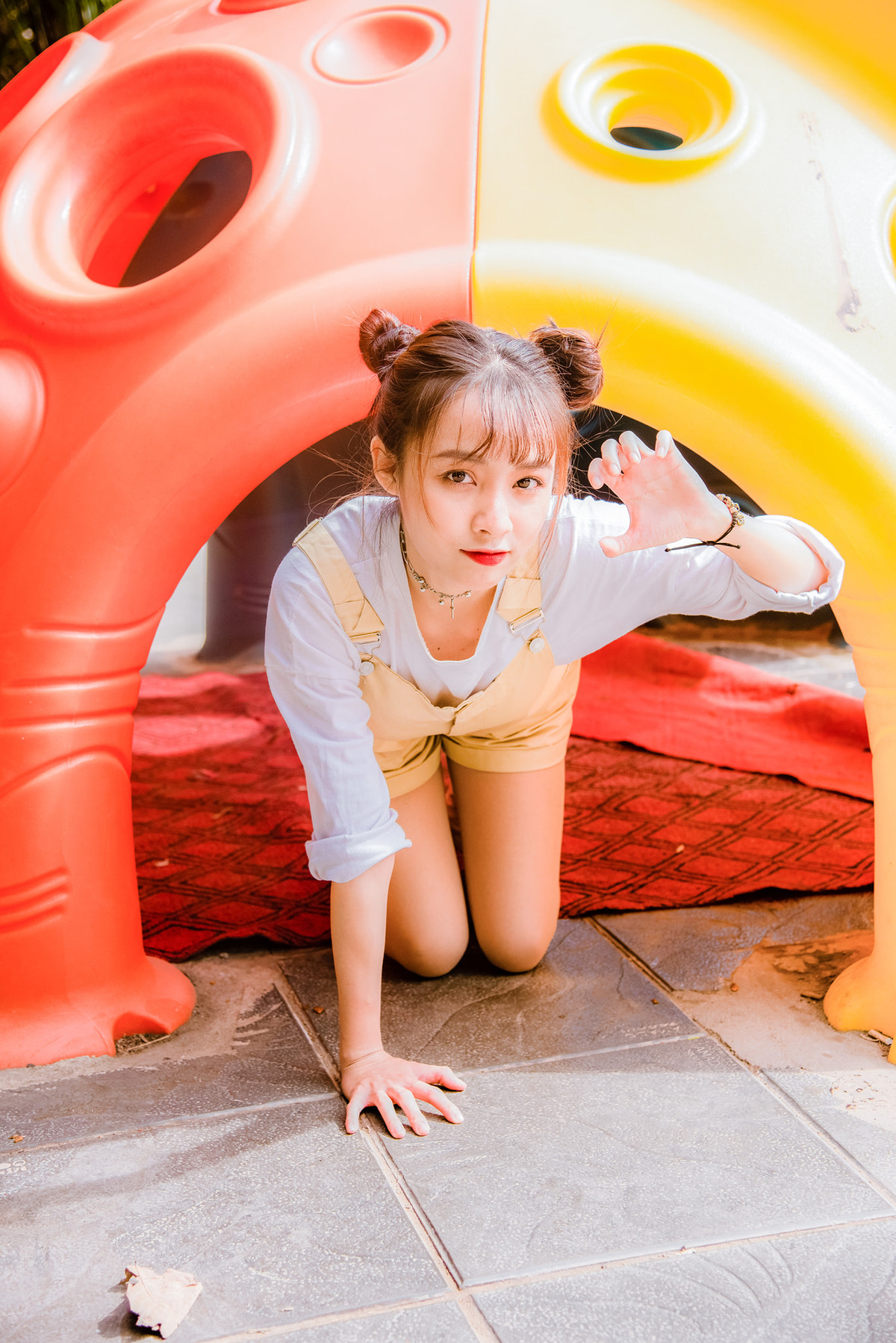 Nữ sinh Bách Khoa từng làm ban cán sự lớp, là thành viên Liên chi Đoàn Viện KH&amp;CN Môi trường, thành viên Ban Thanh niên tình nguyện trực thuộc Đoàn Thanh niên Nhà trường.