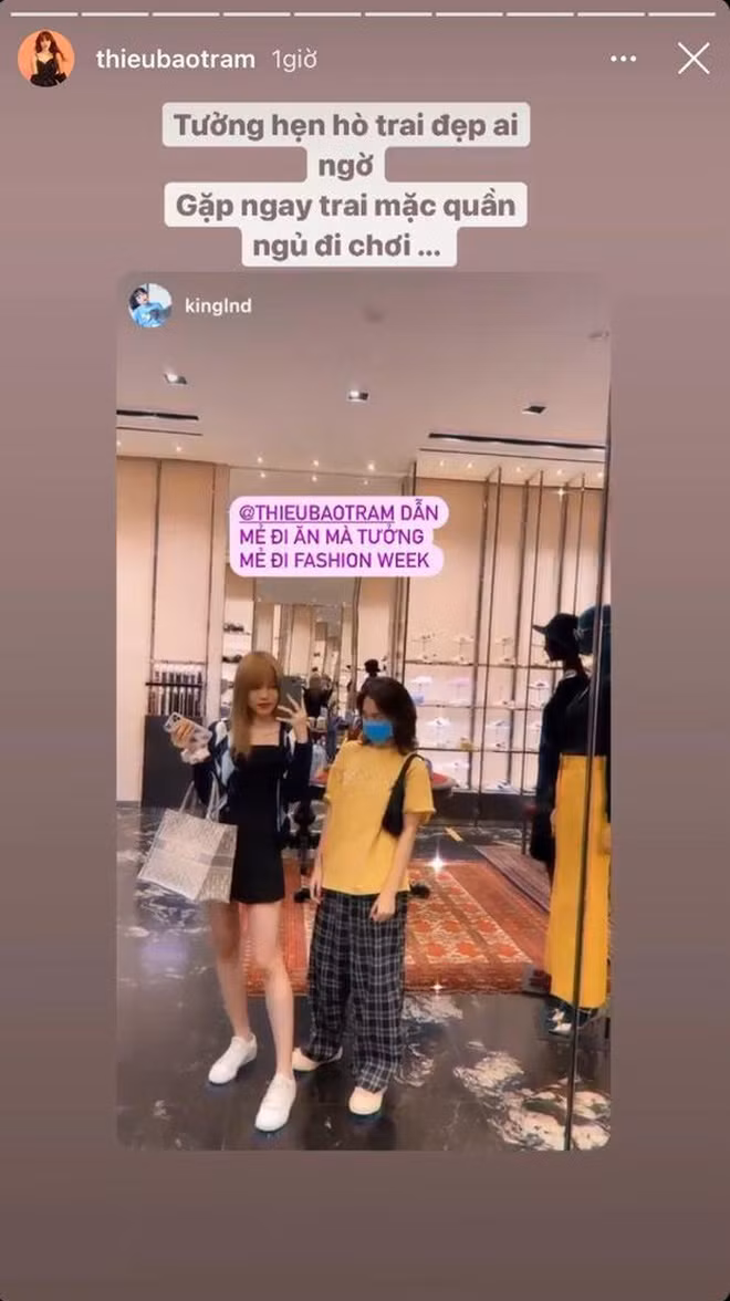 Cả hai thường xuyên đi chơi, ăn uống, shopping, đi dự sự kiện…cùng nhau và chia sẻ lên trang cá nhân.