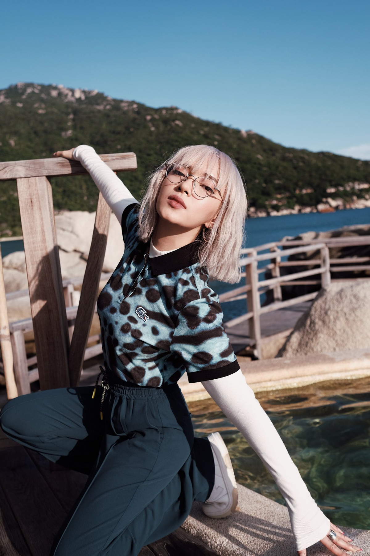 Không chỉ là mẫu ảnh nổi tiếng, Châu Bùi cũng từng thử sức ở lĩnh vực diễn xuất.