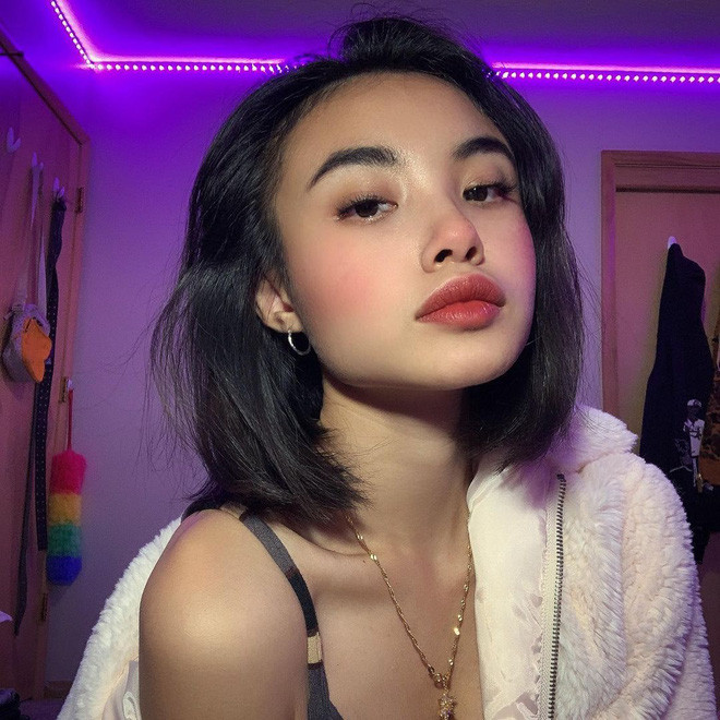 Được biết, cặp đôi này nổi tiếng từ năm 2017. Khi đó, Anh Kiệt là du học sinh tại Mỹ còn Phương Uyên đã định cư tại đây.