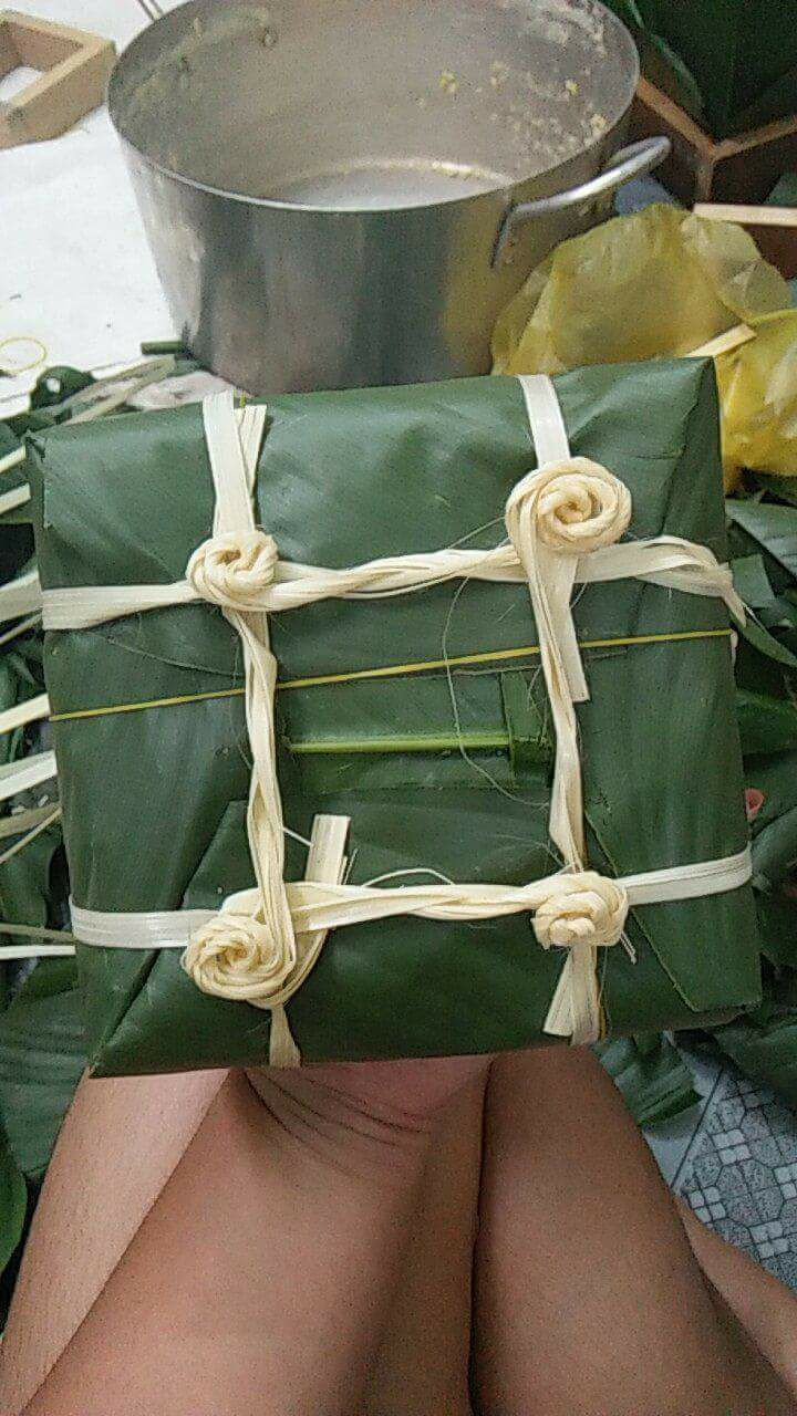 Cho thêm tí hoa đẹp chứ còn gì nữa. Tết lại nở hoa quá còn gì.