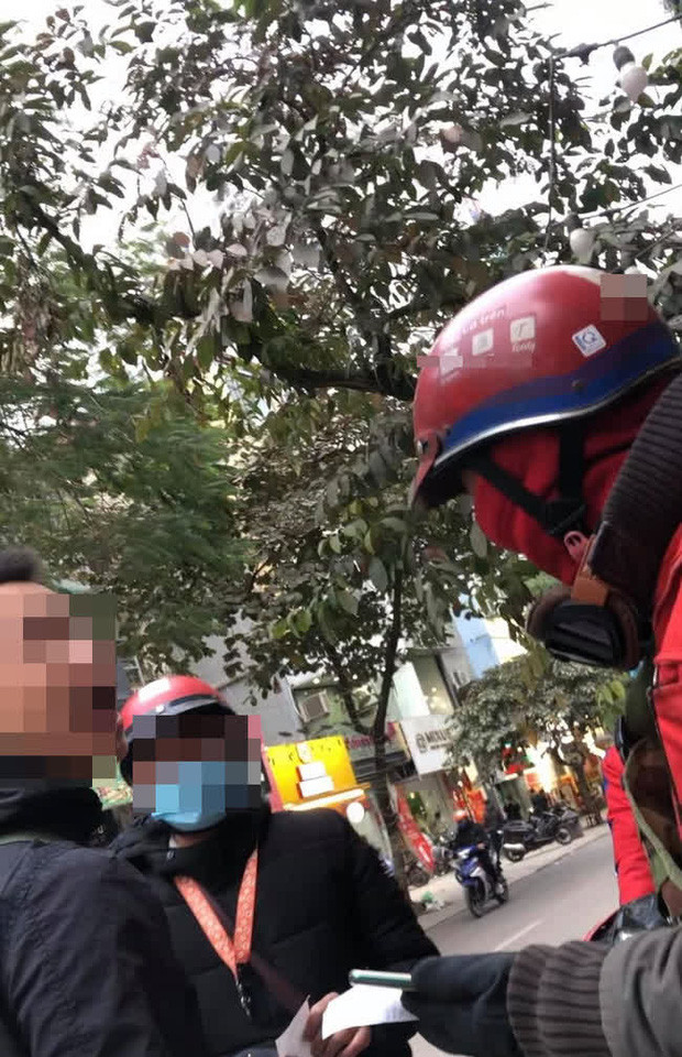 Hach dich voi shipper, chu quan thit xien bi “nem da” toi ta-Hinh-2