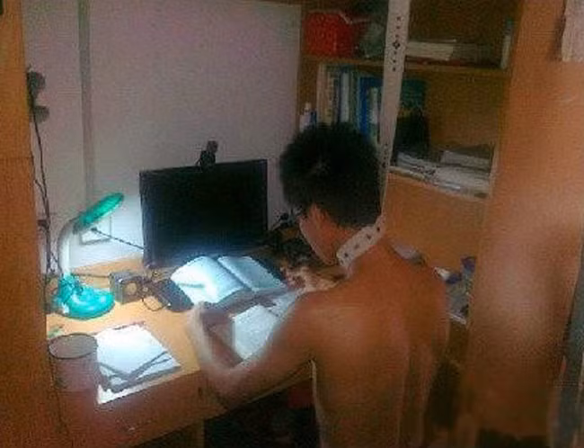 Phải thế này mới luôn giữ được tỉnh táo. Ảnh: Tổng hơp Internet