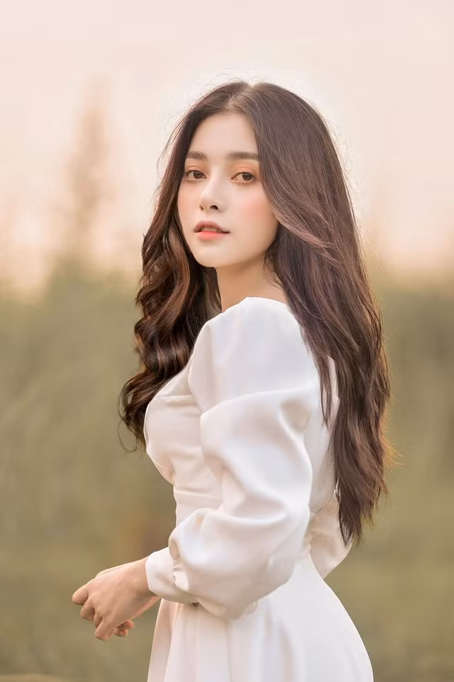 Không chỉ có những hình ảnh gợi cảm, những bức hình đời thường nhẹ nhàng của cô cũng được cộng đồng mạng yêu quý