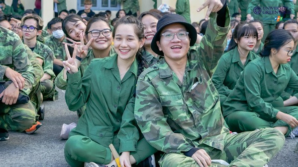 Gương mặt mộc của Trúc Anh khiến dân mạng trầm trồ vì đường nét vẫn đâu vào đấy.