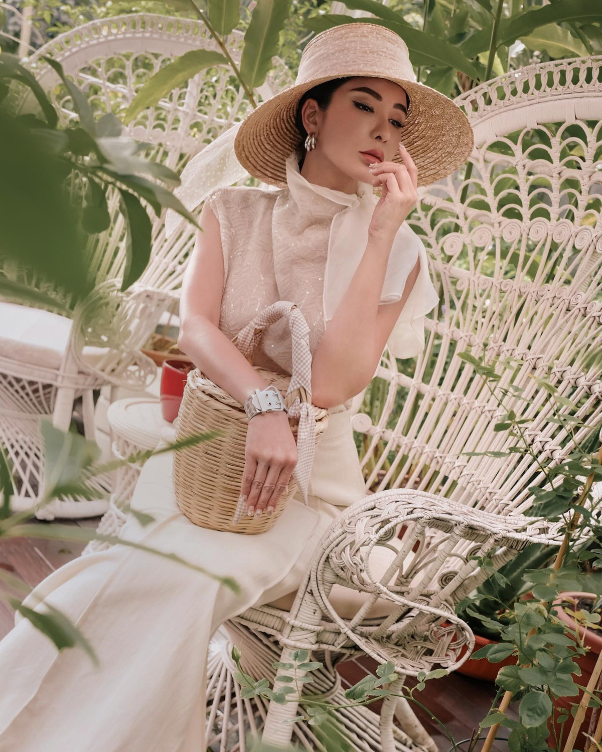 Jamie Chua còn sở hữu khoảng 200 đôi giày đến từ các thương hiệu nổi tiếng như Christian Louboutin, Valentino và Gucci.