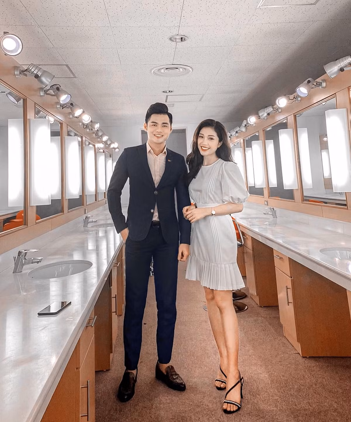 Đến nay, Hoàng Hùng là BTV, MC nam duy nhất ở VTV4 được dẫn các chương trình quan trọng trong năm.