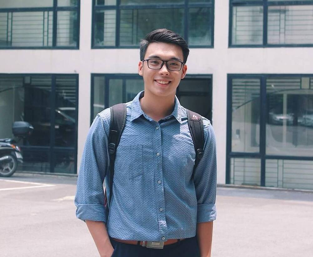 Hiện tại, Hiểu Phong đã tốt nghiệp ngành Luật Chất lượng cao của trường Đại học Luật Hà Nội. Khi còn đi học, anh chàng là Bí thư Đoàn đồng thời là Ủy viên Ban thường vụ Đoàn TNCS Hồ Chí Minh của trường.