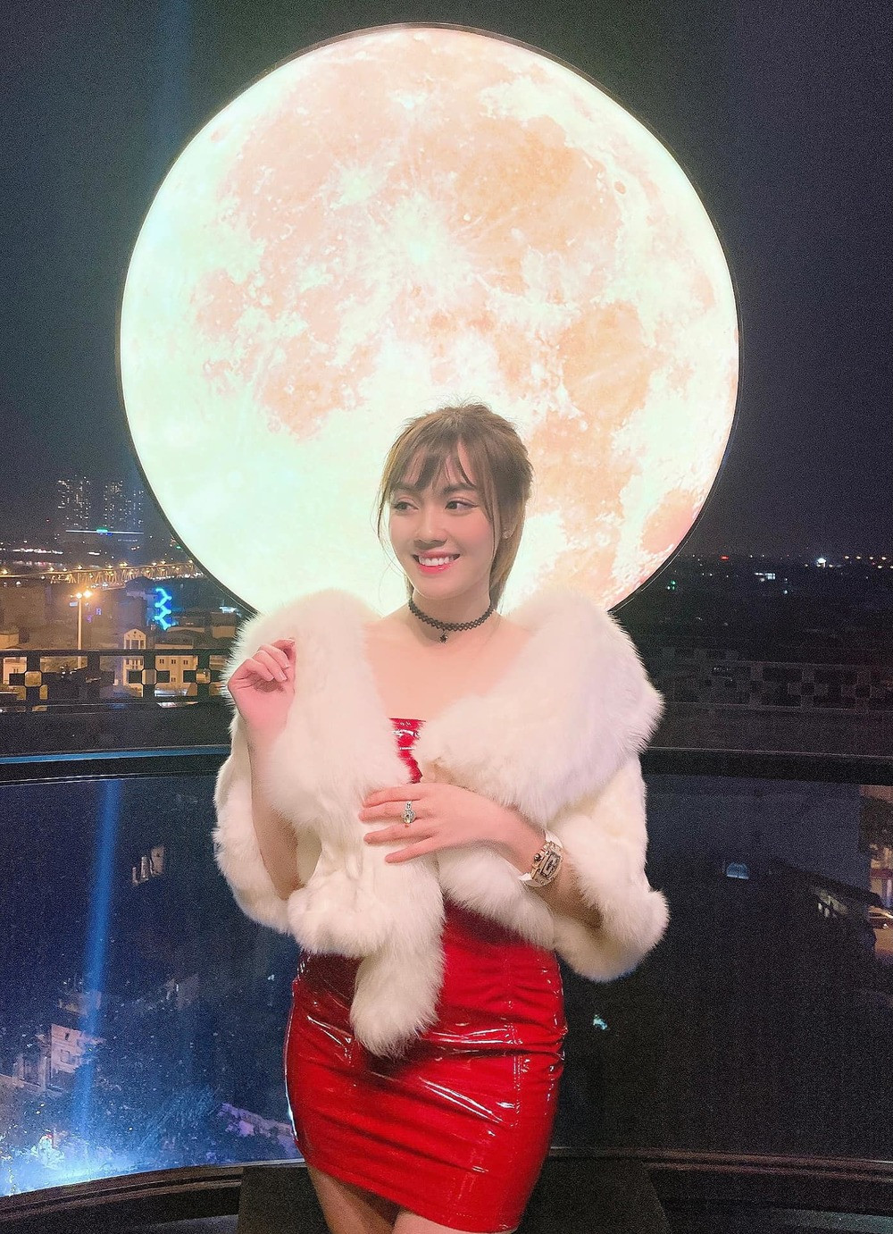 Không ai có thể phủ nhận nhan sắc của Âu Hà My sau khi chia tay Trọng Hưng ngày càng xinh đẹp và quyến rũ hơn xưa.