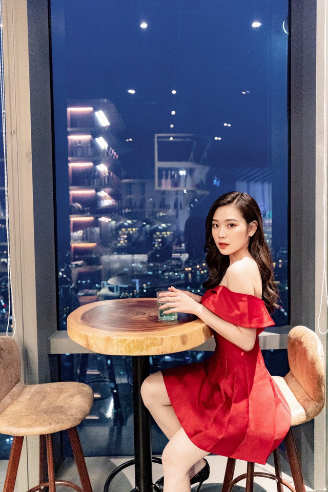 Sở hữu vẻ ngoài thu hút nên nữ sinh thường xuyên nhận được tin nhắn làm quen của các bạn khác giới.