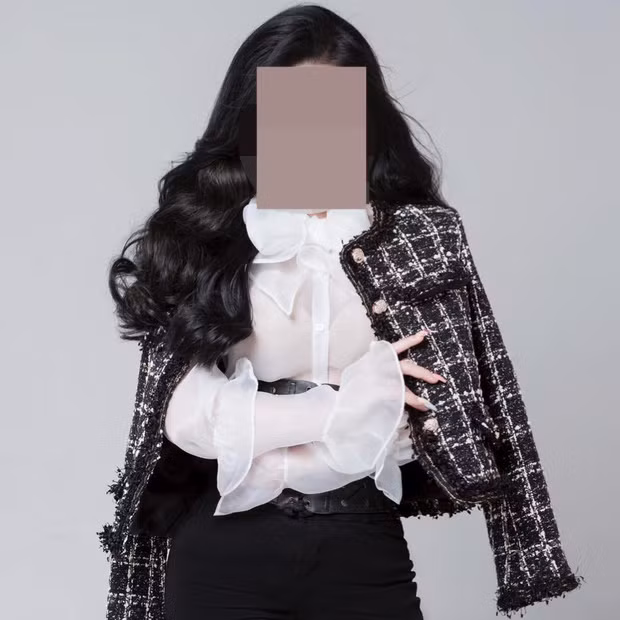 Vấp phải nhiều gạch đá của dân mạng, chủ nhân đoạn clip trên còn đăng đàn bức xúc và chỉ trích mọi người đạo đức giả.