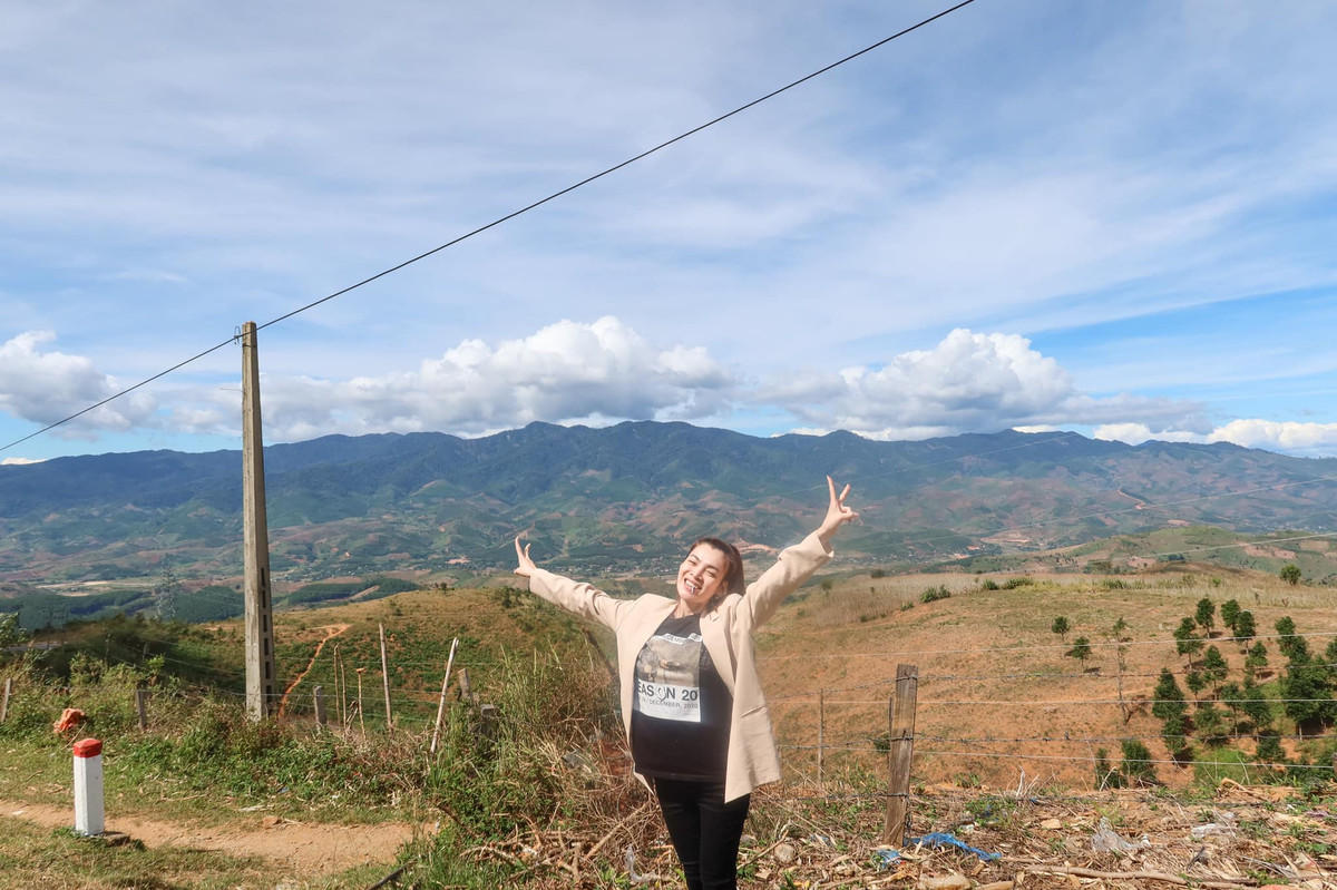 Trong suốt 1 tháng tranh tài, Trân Đài cũng được chú ý bởi nhan sắc nổi bật và sự thông minh. Cô sinh năm 1992, hiện sinh sống và làm việc tại California, Mỹ.