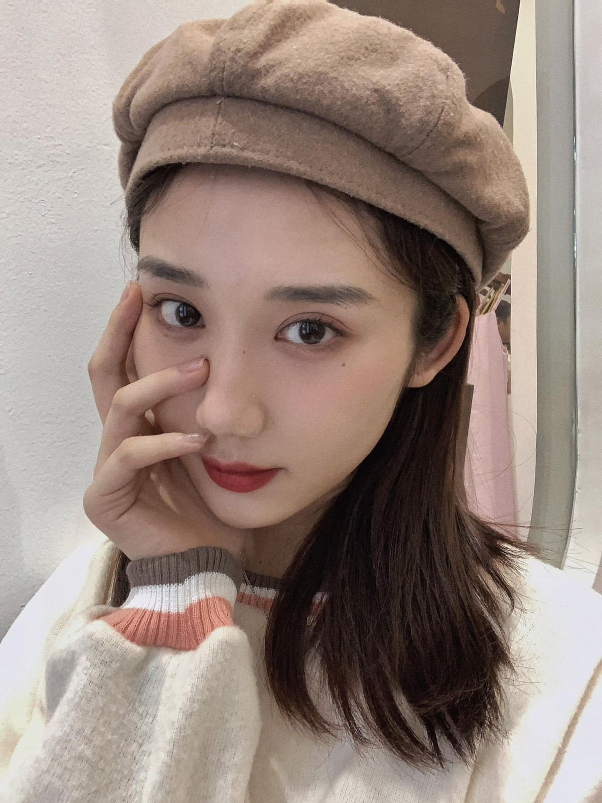 Vẻ đẹp ngọt ngào của Mina Young thực sự đã mang tới một làn gió mới mẻ cho cộng đồng streamer Việt.