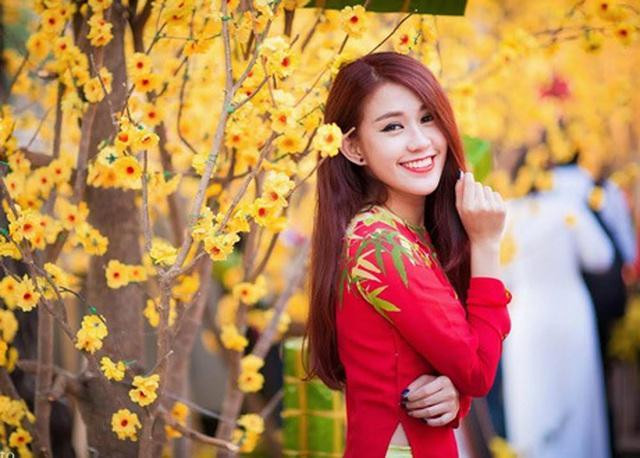 Sau thời gian đình đám với biệt danh như Genie Albee Ngọc Thảo, Phở Ngọc Thảo, giờ đây cô là người mẫu tự do, diễn viên kiêm beauty blogger trên YouTube.