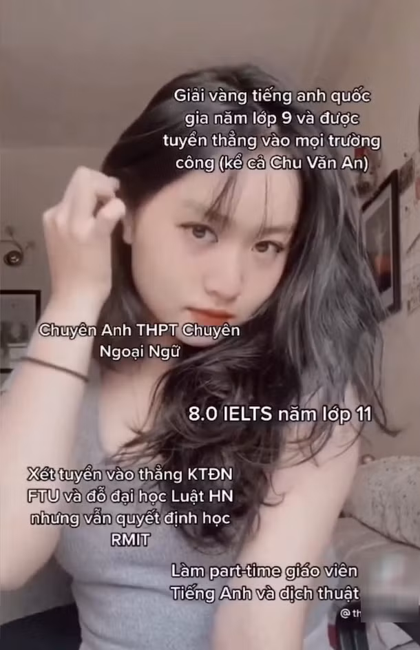 Mở đâu cho trend khoe thành tích này là cô gái đến từ RMIT, theo như chia sẻ cô nàng ẵm trọn giải Vàng tiếng Anh cấp quốc gia từ năm lớp 9 được tuyển thằng vào trường công. Ngoài ra cô nàng còn giành được chứng chỉ IELTS 8.0 và đỗ vào nhiều đại học đình đám ở quê nhà.