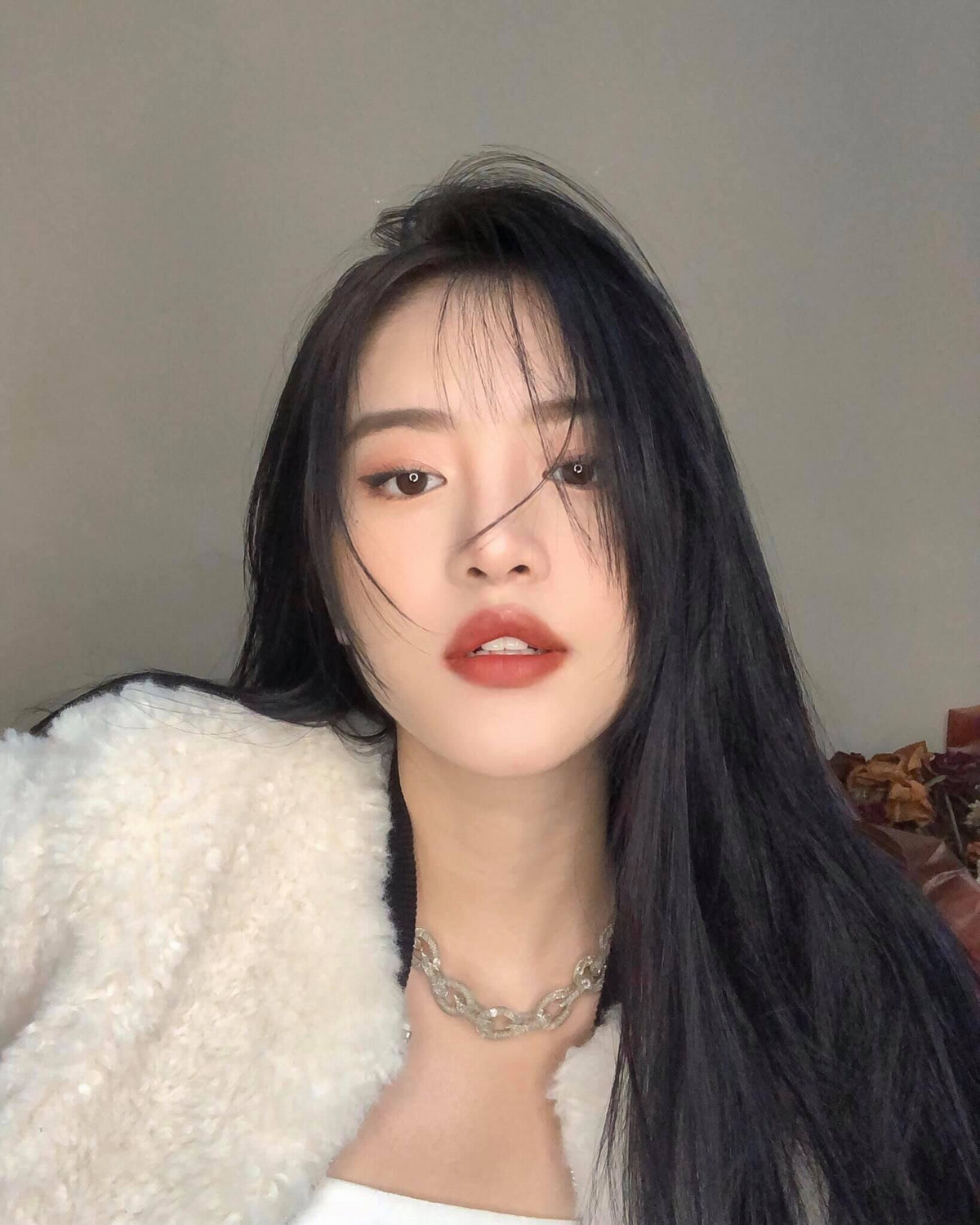 Bước chân vào nghề làm mẫu ảnh đã được 7 năm, Trâm quan điểm nghề làm mẫu hay nhiều nghề khác nói chung không có công việc nào muốn thành công mà dễ dàng.