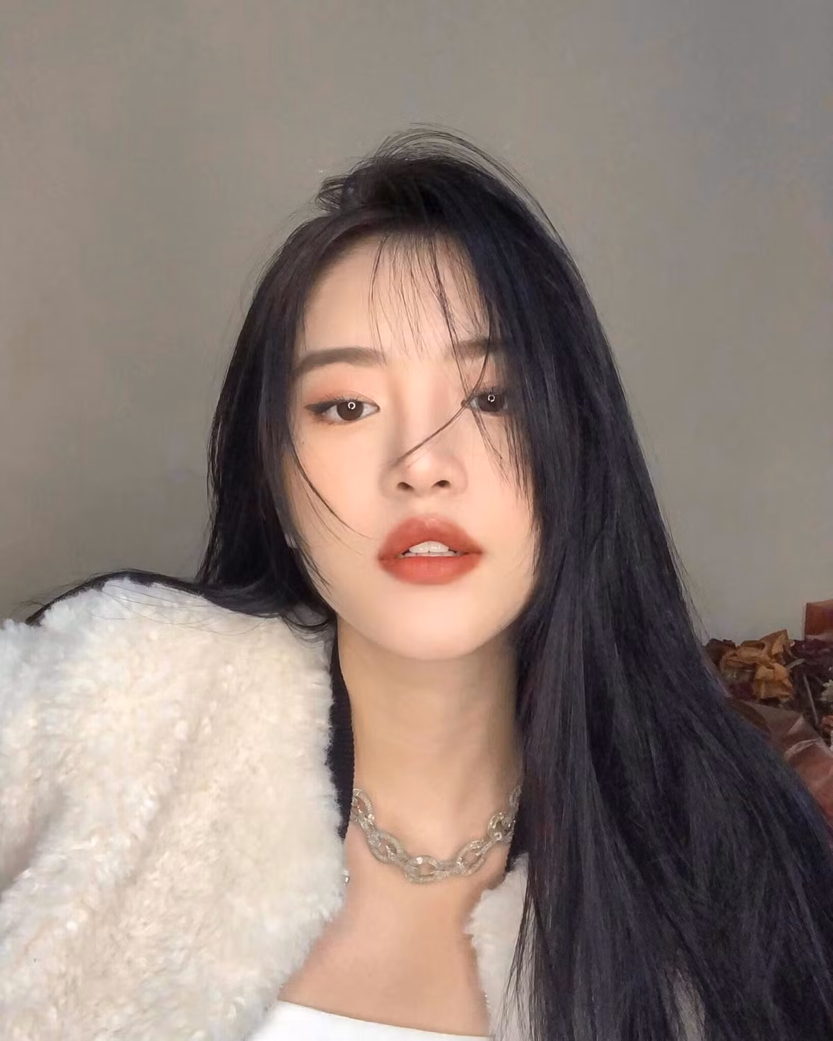 Bước chân vào nghề làm mẫu ảnh đã được 7 năm, Trâm quan điểm nghề làm mẫu hay nhiều nghề khác nói chung không có công việc nào muốn thành công mà dễ dàng.