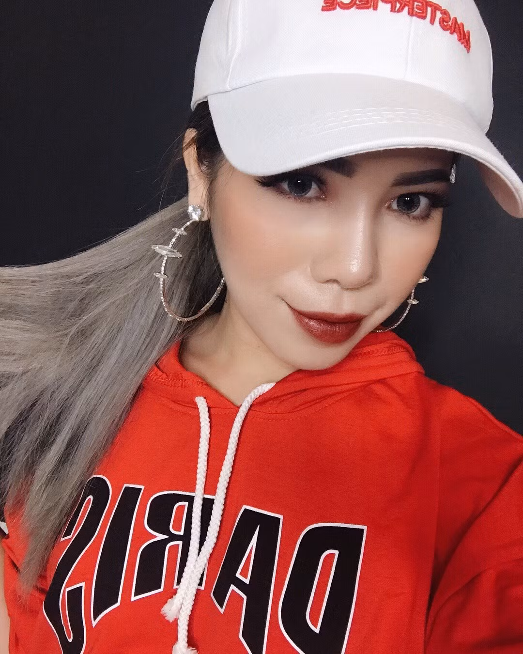  Changmakeup có lẽ không còn là một cái tên xa lạ gì đối với cộng đồng thích làm đẹp, đặc biệt là các bạn nữ nghiện xem những vlog làm đẹp trên Youtube.