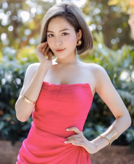 Ngay sau khi đăng tải, bức ảnh đã nhận được hàng nghìn lượt thích và bình luận từ cộng đồng mạng.