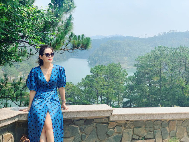 Tuy đã ở độ tuổi U40 nhưng Thúy Vân vẫn giữ được dung mạo trẻ trung, xinh đẹp và hình thể săn chắc, quyến rũ.