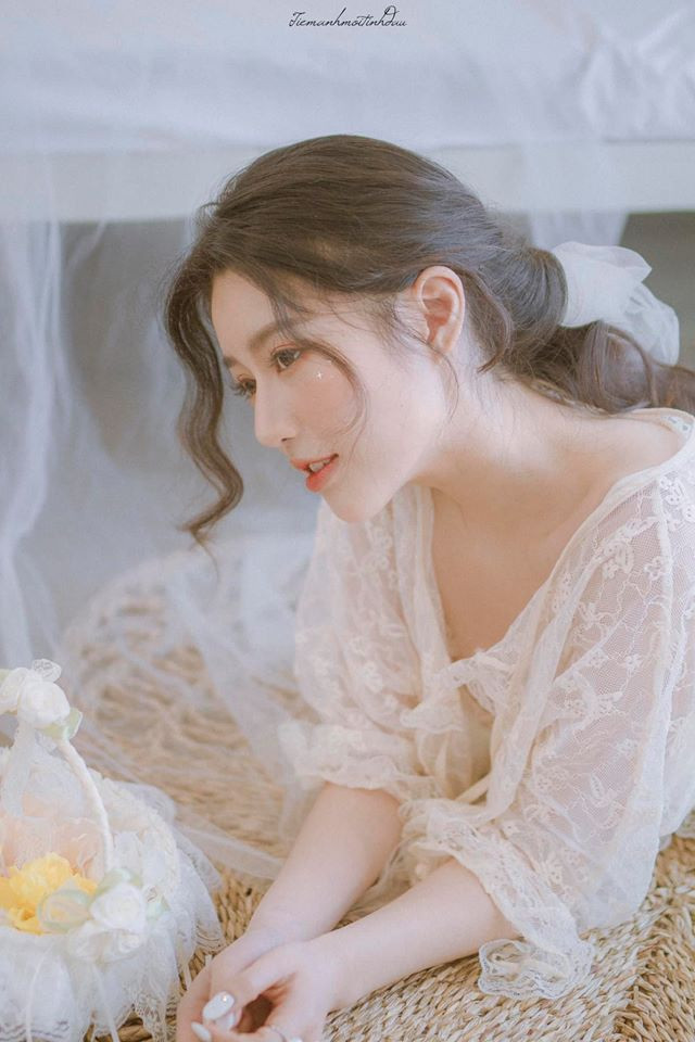 Gái xinh này có sở thích đi du lịch, thích được trải nghiệm những nền văn hoá mới cũng như hiểu biết thêm những nền văn minh trên thế giới.