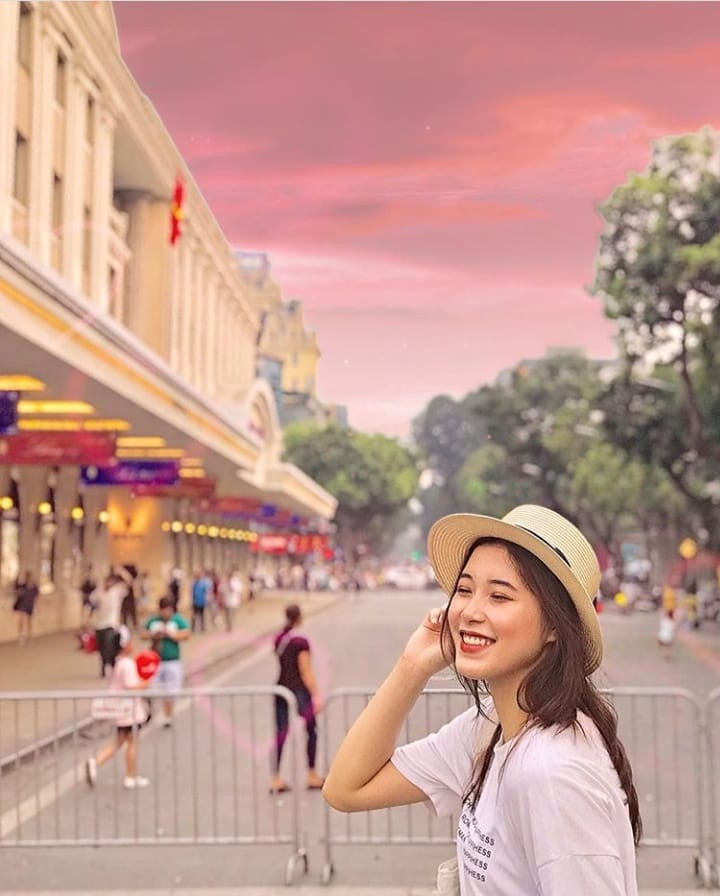 Với chiều cao và nhan sắc của nổi bật, Đặng Thu Huyền được kì vọng sẽ trở thành một người đẹp đại diện cho làng bóng chuyền trong thời gian tới. Ảnh: Tổng hợp