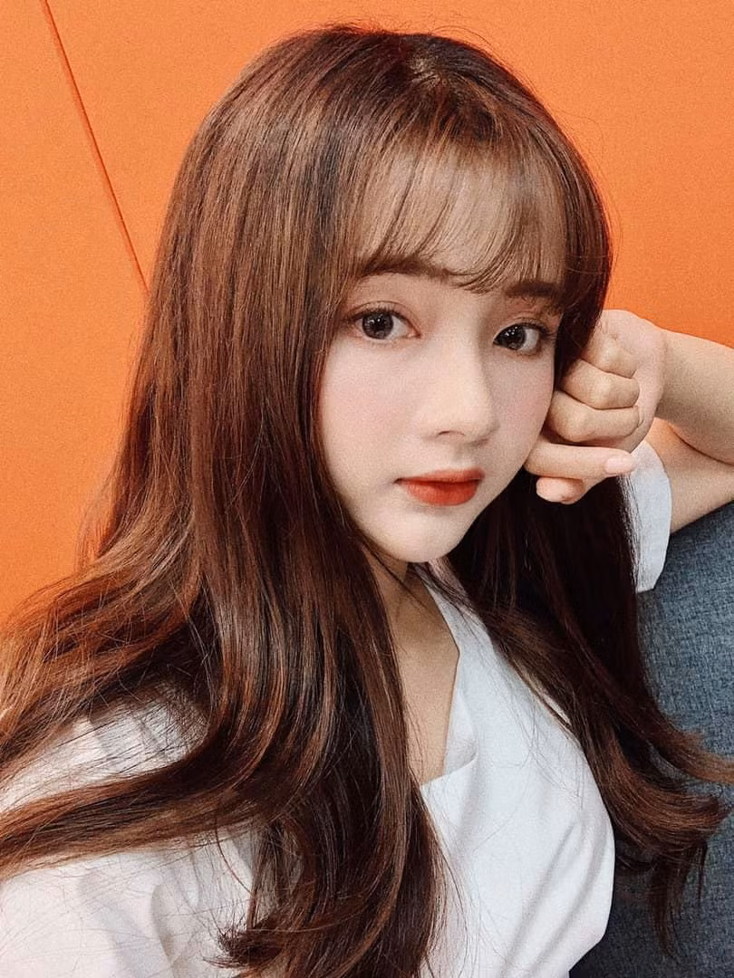 Lan Hương nói thêm mình không có thói quen mua sắm, tiêu tiền vô ích. Cô sống tiết kiệm, có kế hoạch và mục tiêu rõ ràng. Ảnh: Tổng hợp