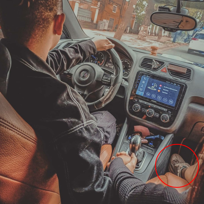 Cô nàng khóa bình luận ở bức ảnh này. Được biết bạn trai mới của Nhật Lê hiện sinh sống và làm việc tại Đà Nẵng.