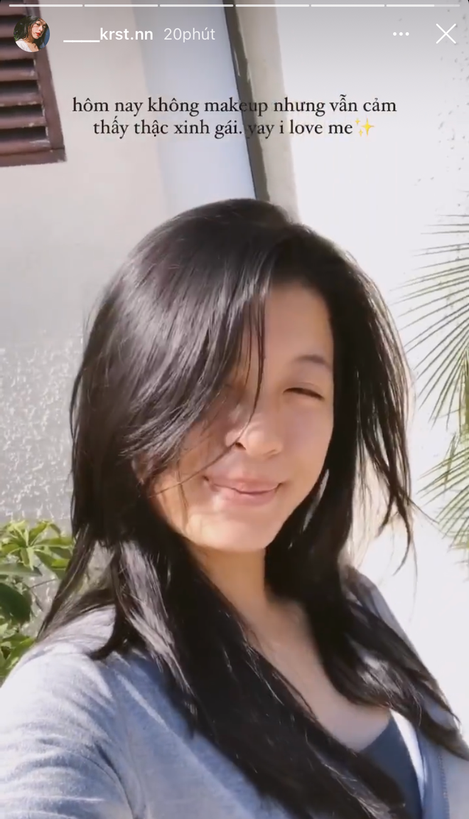 Làn da đầy sức sống, không khuyết điểm của cô nàng cũng nhận về nhiều lời khen.