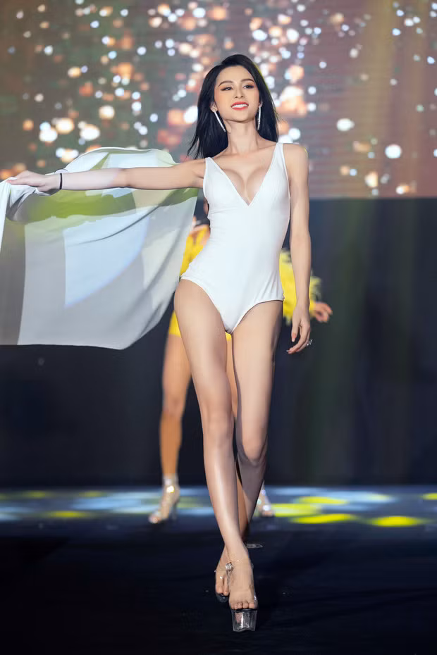 Sau 5 năm, Tường Vi trở lại với diện mạo vô cùng xinh đẹp và giành luôn ngôi vị Á quân 2 Đại Sứ Hoàn Mỹ 2020.