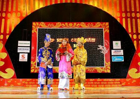 Phần thi "Tái Idol" tạo nên sự mới mẻ trong Táo Quân 2011. Năm đó, các chương trình truyền hình thực tế được đưa vào tạo nên nhiều bất ngờ.