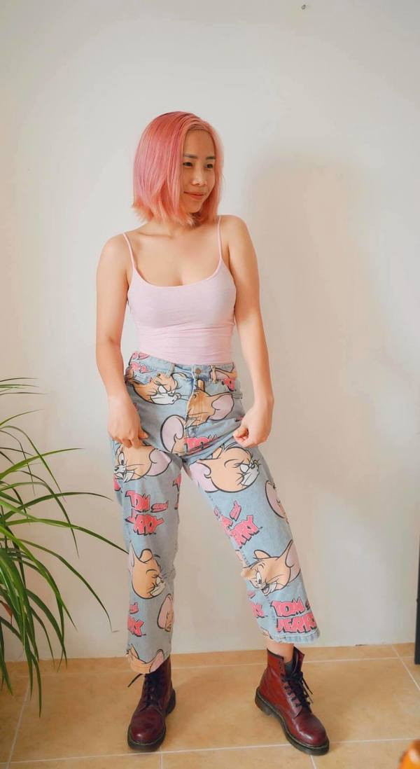 Khi bước sang tuổi 24, Lương Việt Nga lại quyết định nghỉ việc và tìm hướng đi mới cho chính mình. Cô gái này đã tự mình học hội hoạ và quyết tâm trở thành thợ xăm chuyên nghiệp.