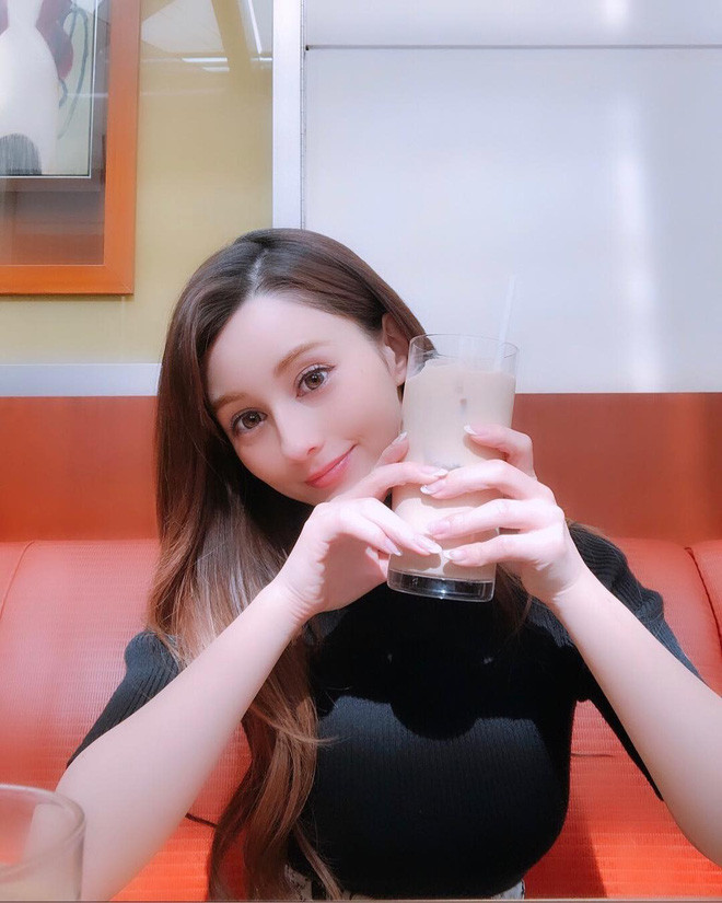 Hiện tại, mỹ nhân người Nhật này đang là cái tên đắt giá trong giới mẫu ảnh. Ảnh: Tổng hợp