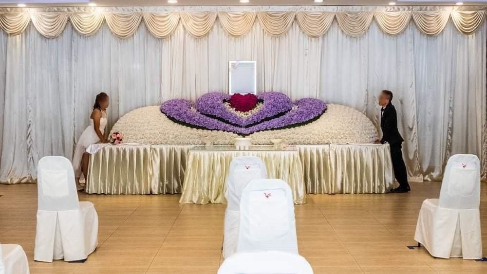 Hiện tại, số lượng người chú ý đến bộ ảnh này vẫn không ngừng tăng lên thế nhưng tất cả đều cùng chung một cảm xúc đó là hoảng hốt xen lẫn sự sợ hãi.