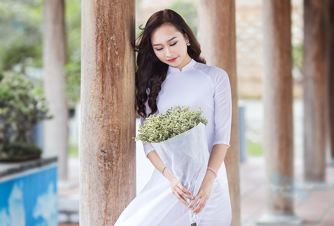 Thanh Thảo là thí sinh từng đại diện cho Trường Đại học Kinh tế quốc dân tham dự Chung kết Hoa khôi Sinh viên Việt Nam năm 2018. Cô cũng từng là gương mặt nổi bật trong cuộc thi Hoa hậu Bản sắc Việt toàn cầu 2018.