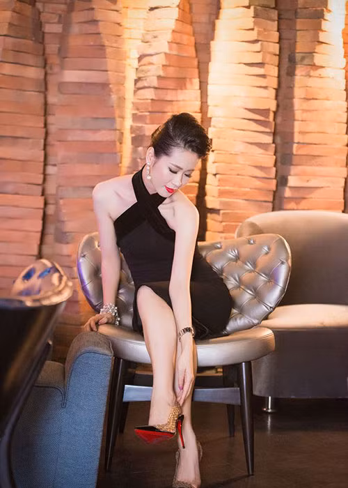 Dương Thùy Linh có nhiều kinh nghiệm thi nhan sắc. Năm 2004, cô từng đại diện Việt Nam dự thi Miss Tourism International (Hoa hậu Du lịch quốc tế). Ảnh: Tienphong